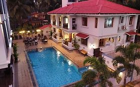 Coastal Suites Apart Hotel ---- 8 Minutes Walk To Beach